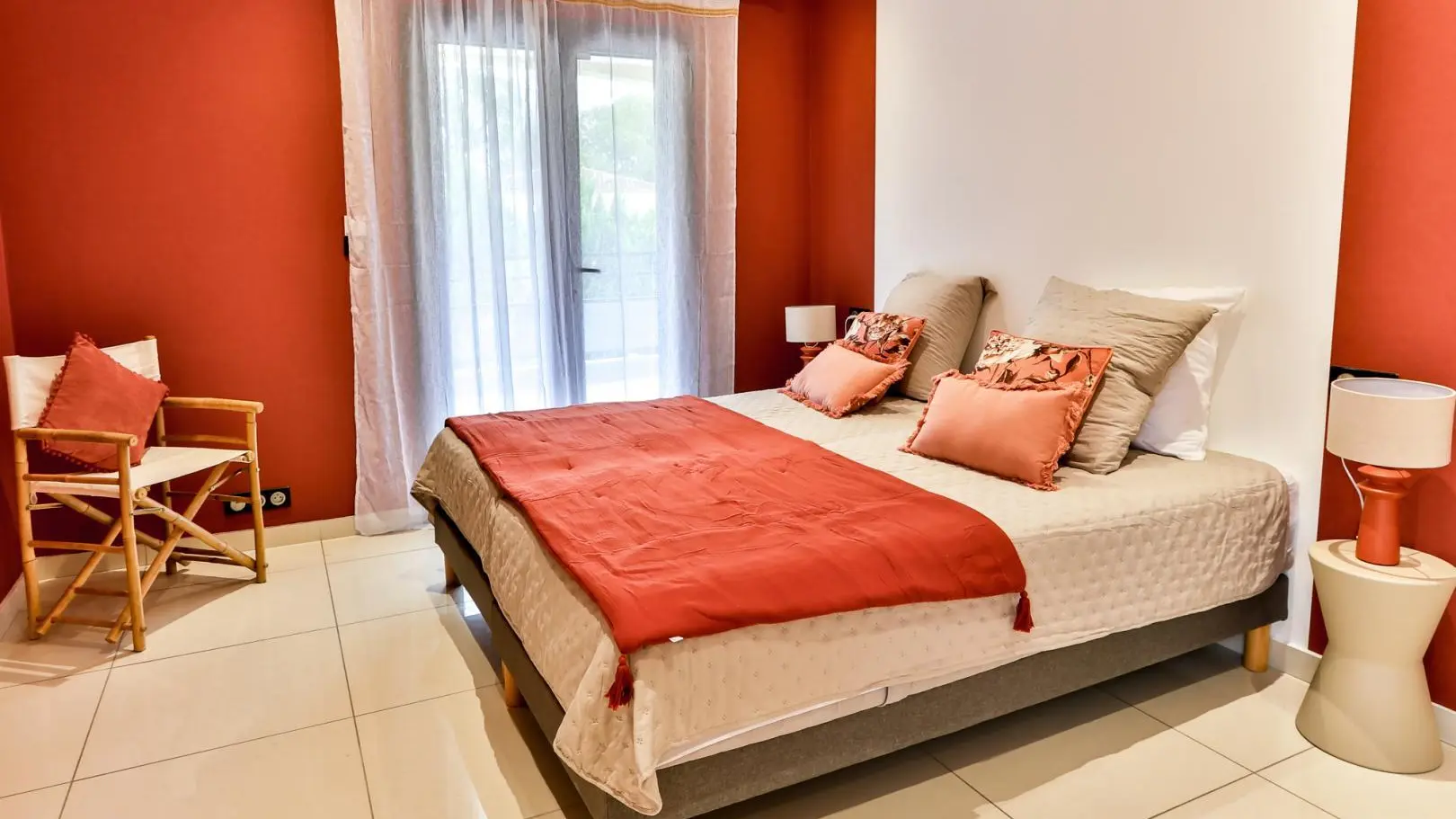 Chambre à l'étage avec salle d'eau privative