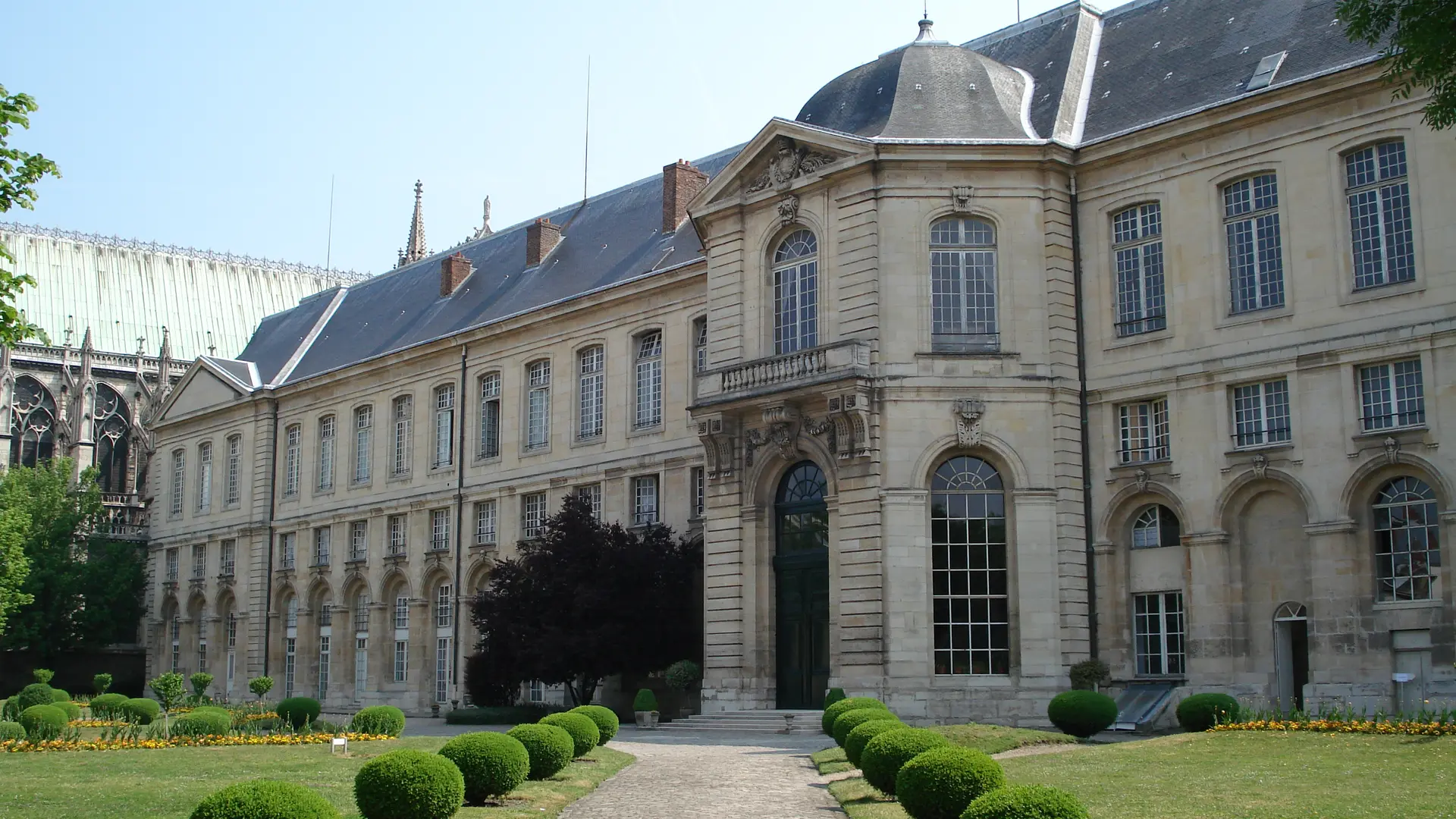 Maison d'Education de la Légion d'Honneur de Saint-Denis