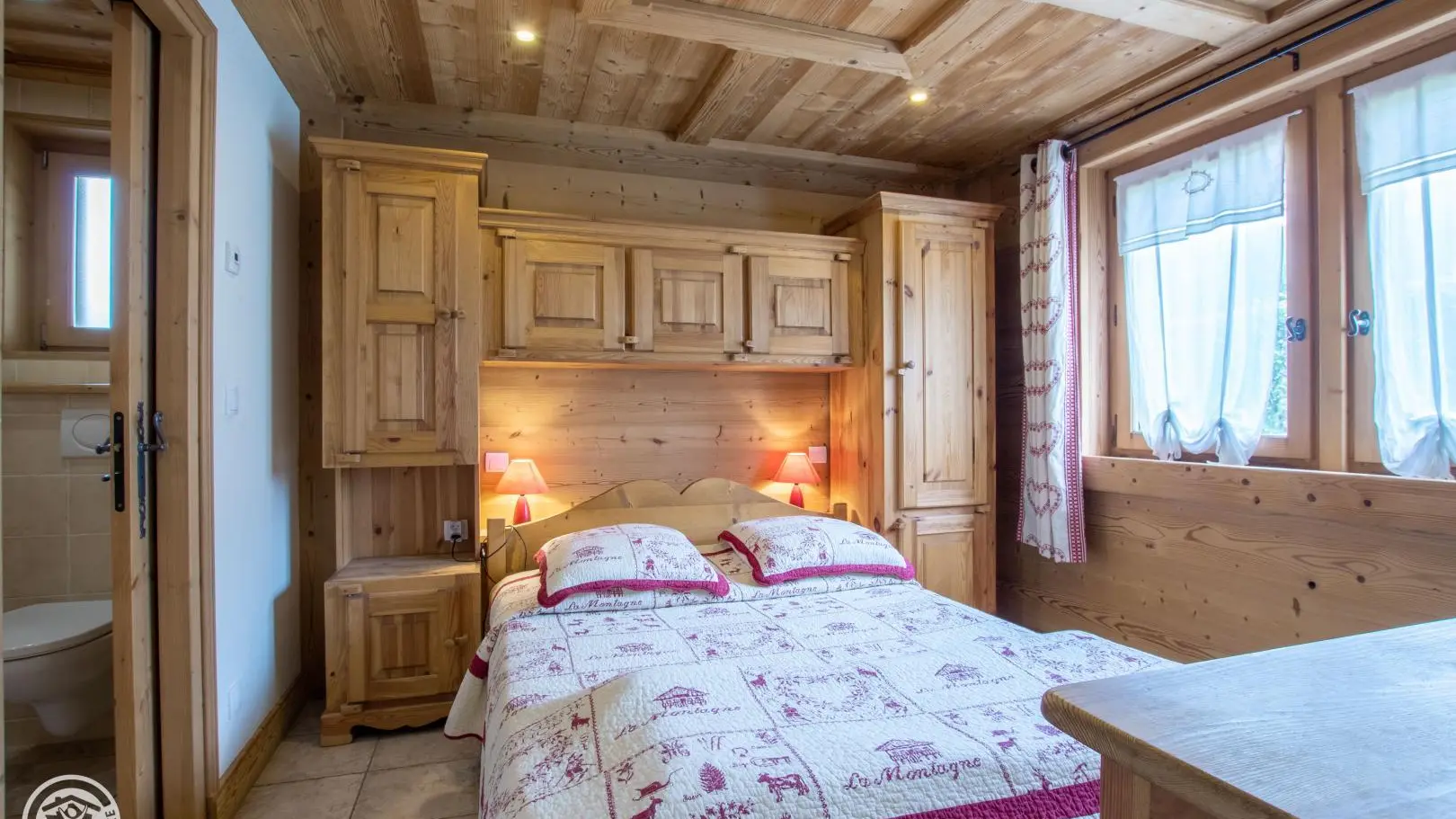 Chambre au rez-de-jardin.