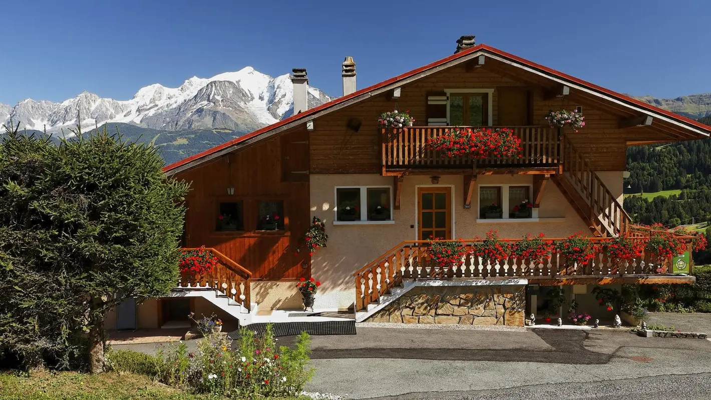 vue avec balcon face mont-Blanc