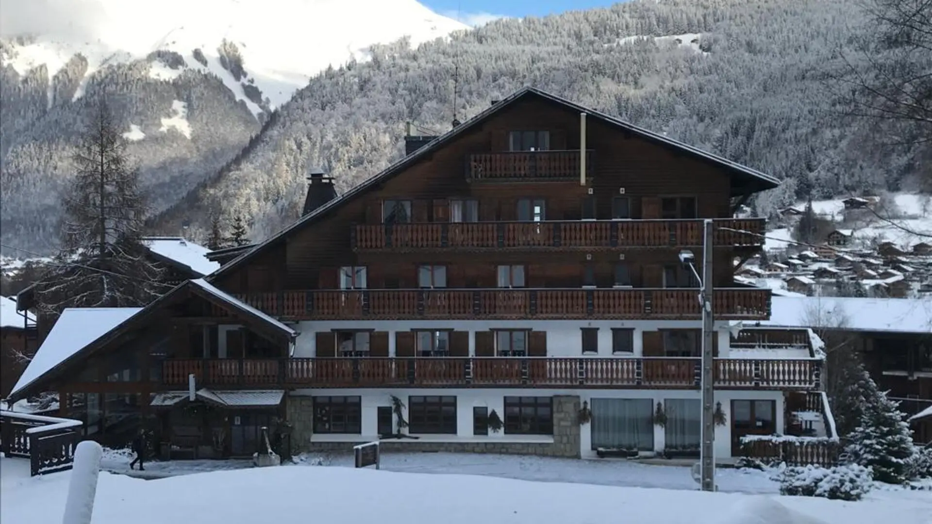Façade Hôtel Le Concorde Morzine
