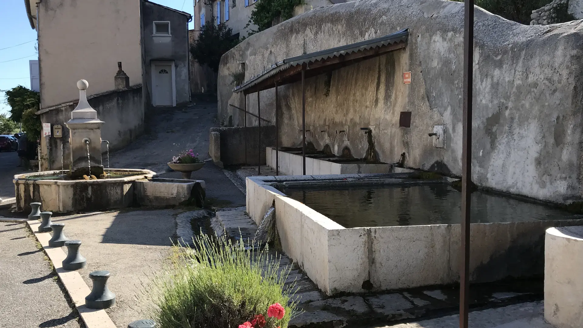 La fontaines et ses bassins