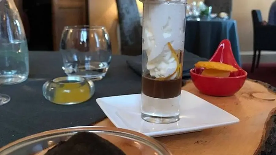 Restaurant gastronomique La Calèche - St Bonnet le Château (42380)