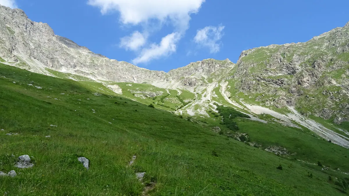 Itinéraire de randonnée jusqu'aux six cabanes