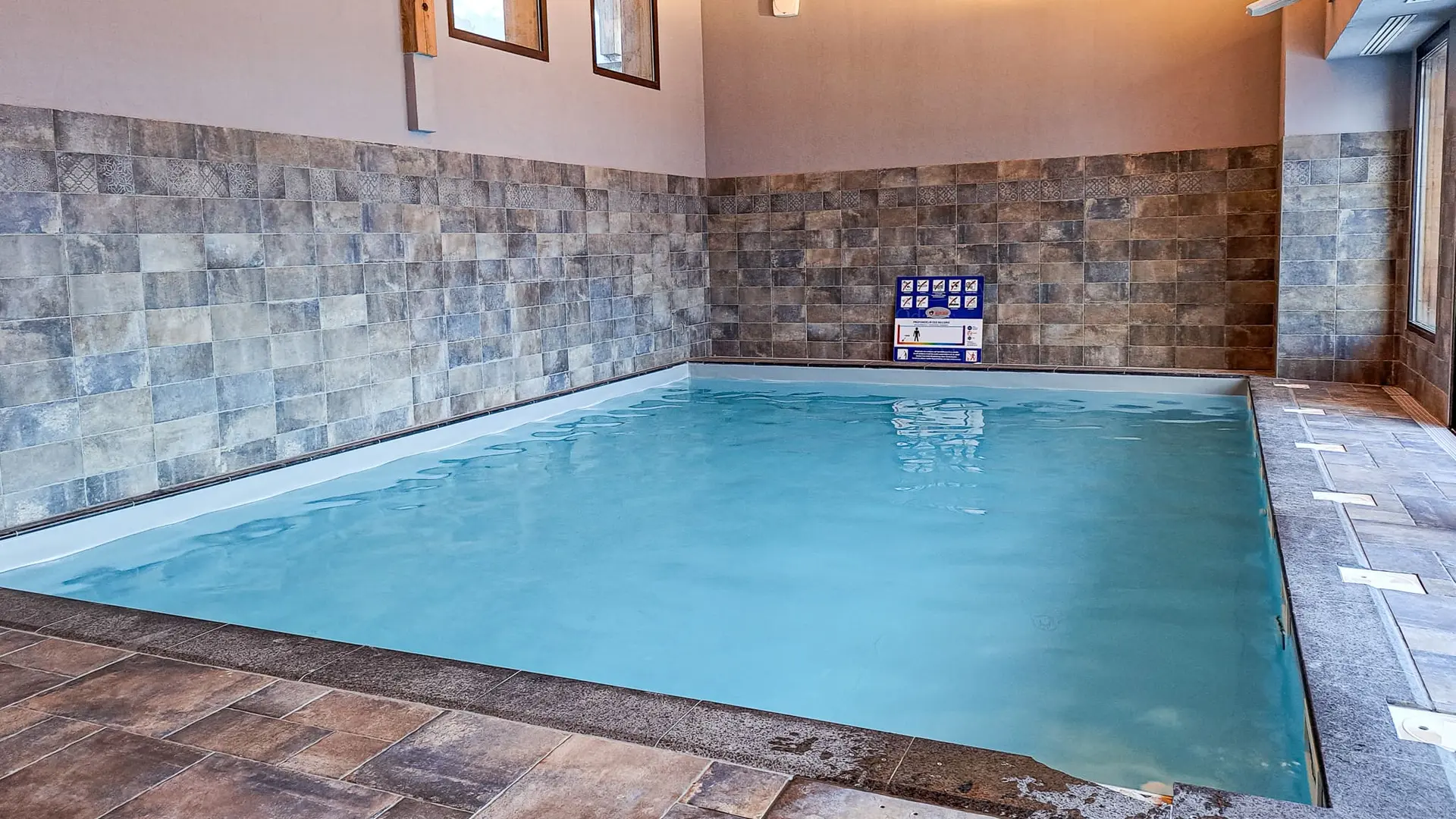 Piscine de la résidence Dormio, accessible en saison uniquement