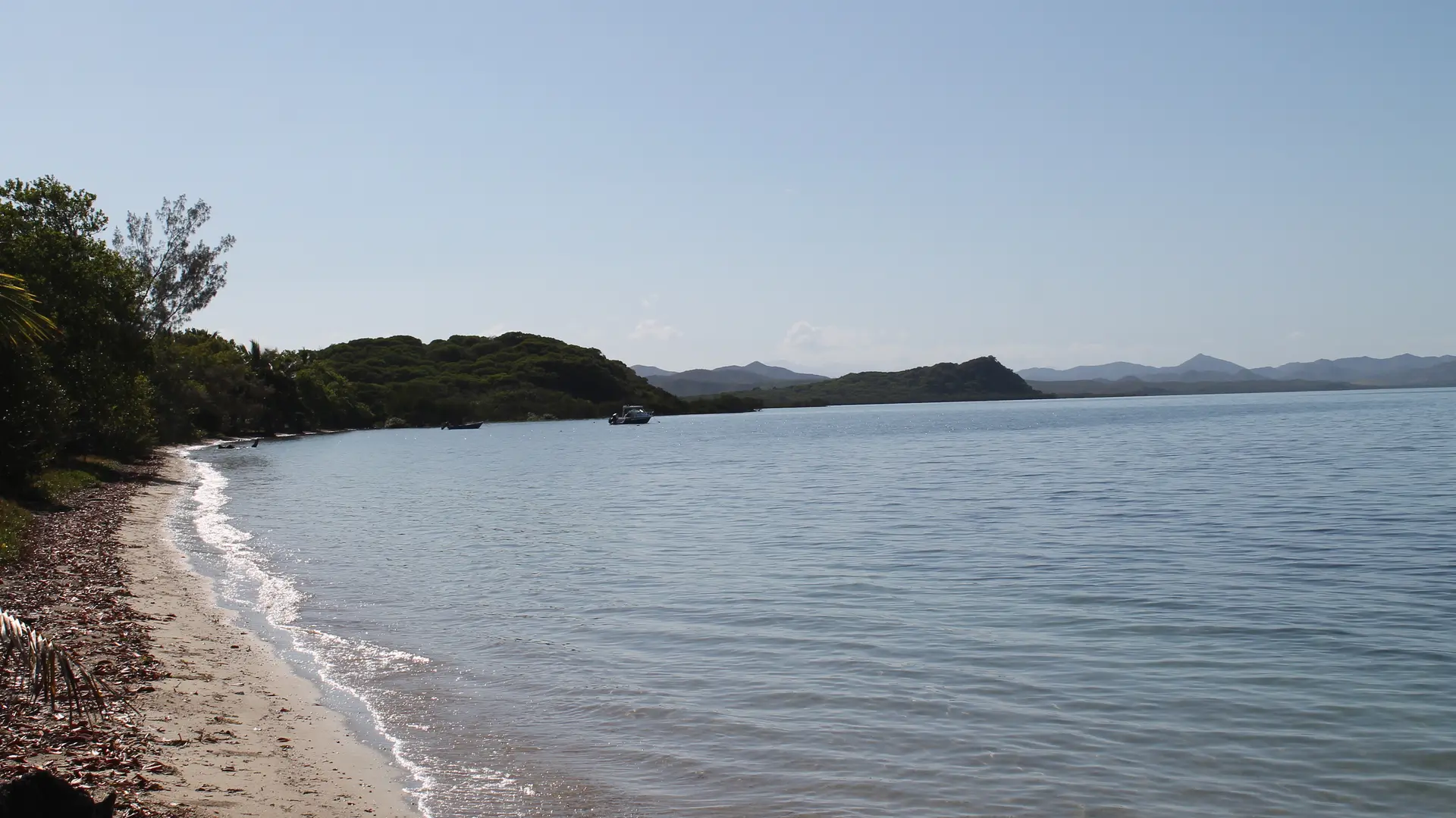 plage, Poum, suze et Jo