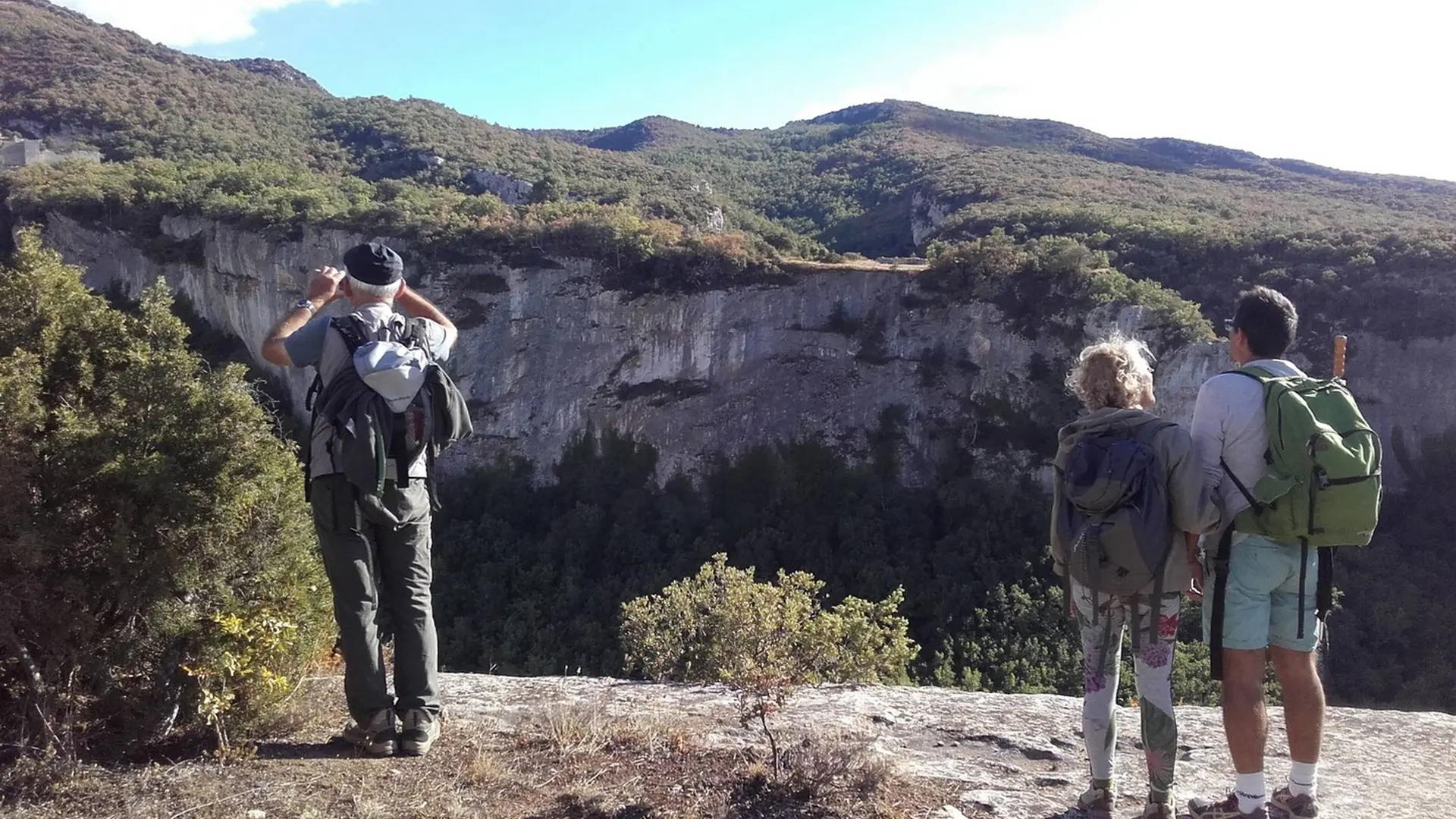 Le Fort de Buoux depuis le Pas du Renard