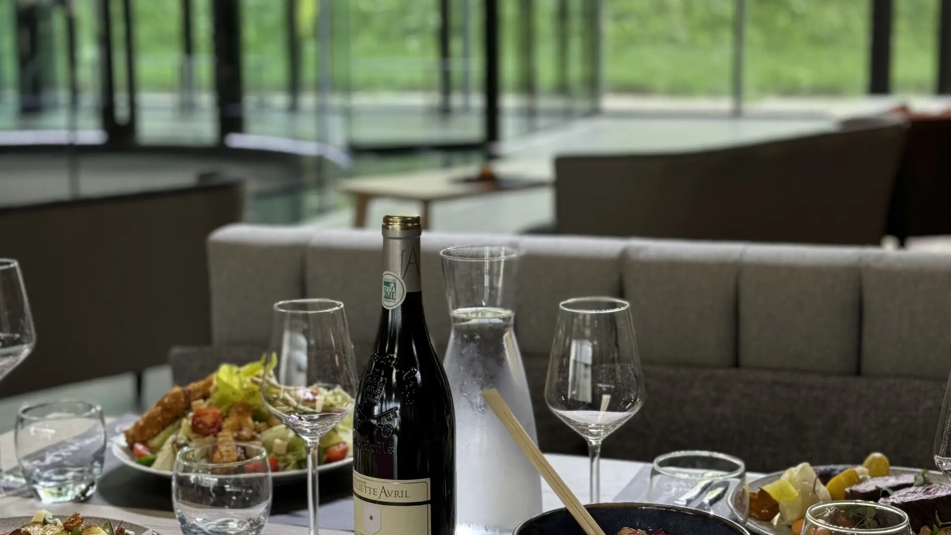 Déjeuner face vue sur la soufflerie