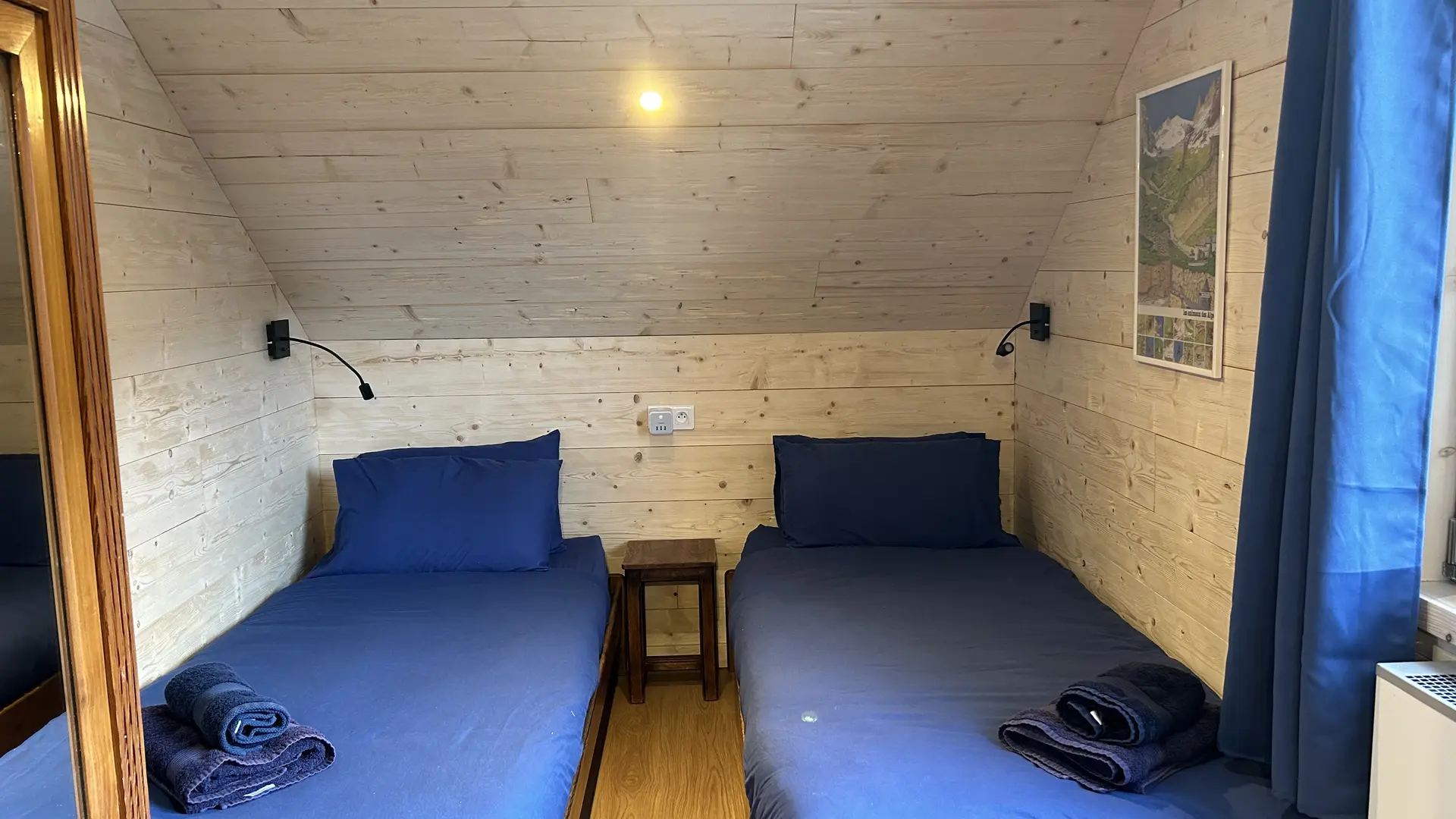 Chambre étage 3 lits simples étage