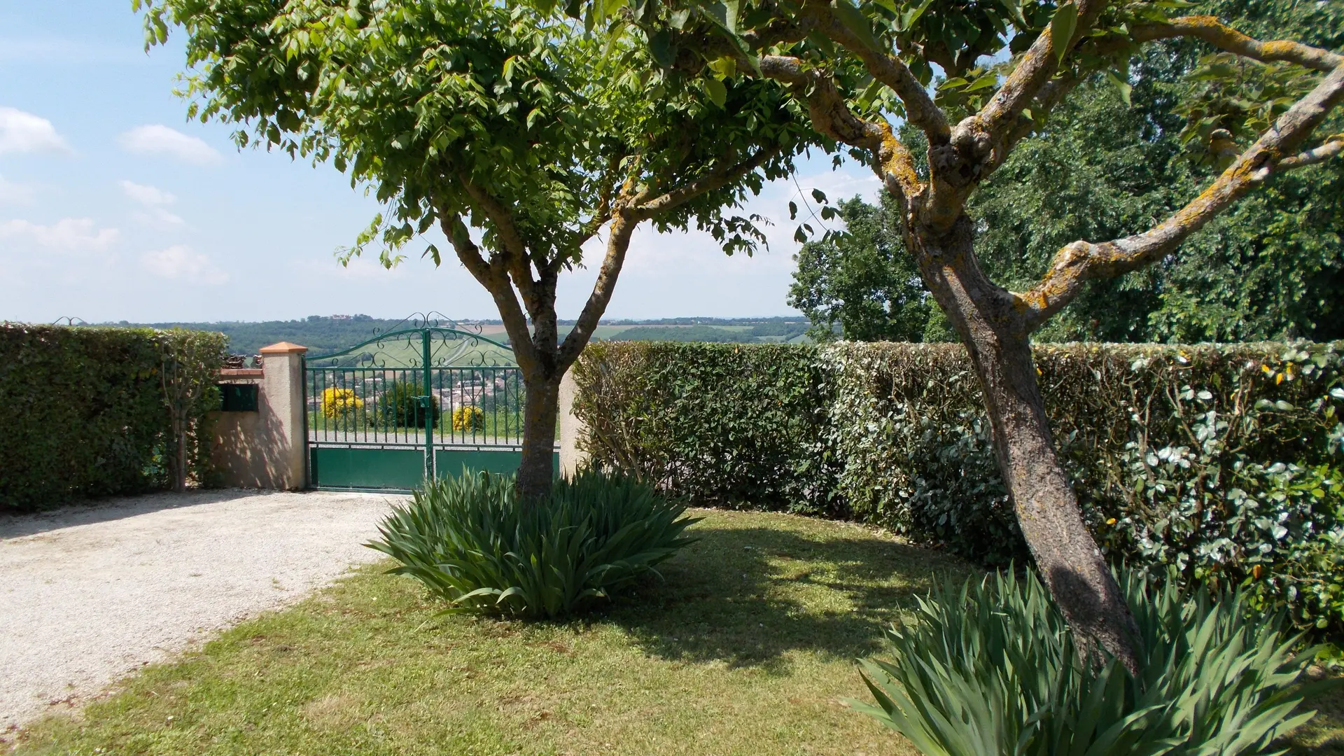 jardin donnant sur le point de vue