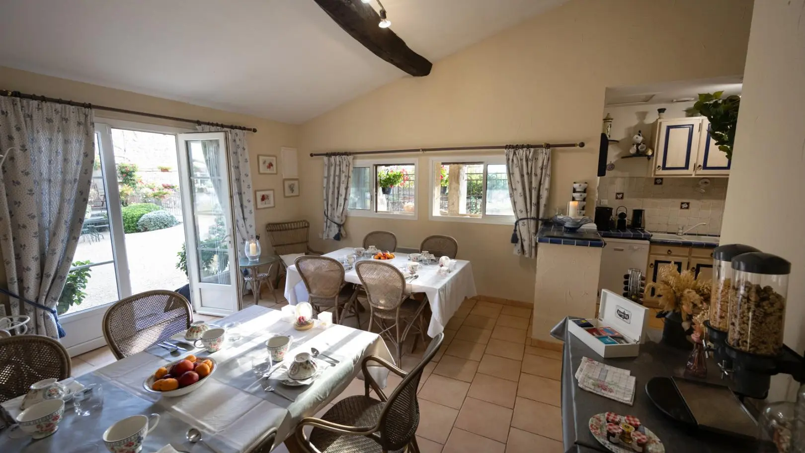 Salle de petit déjeuner