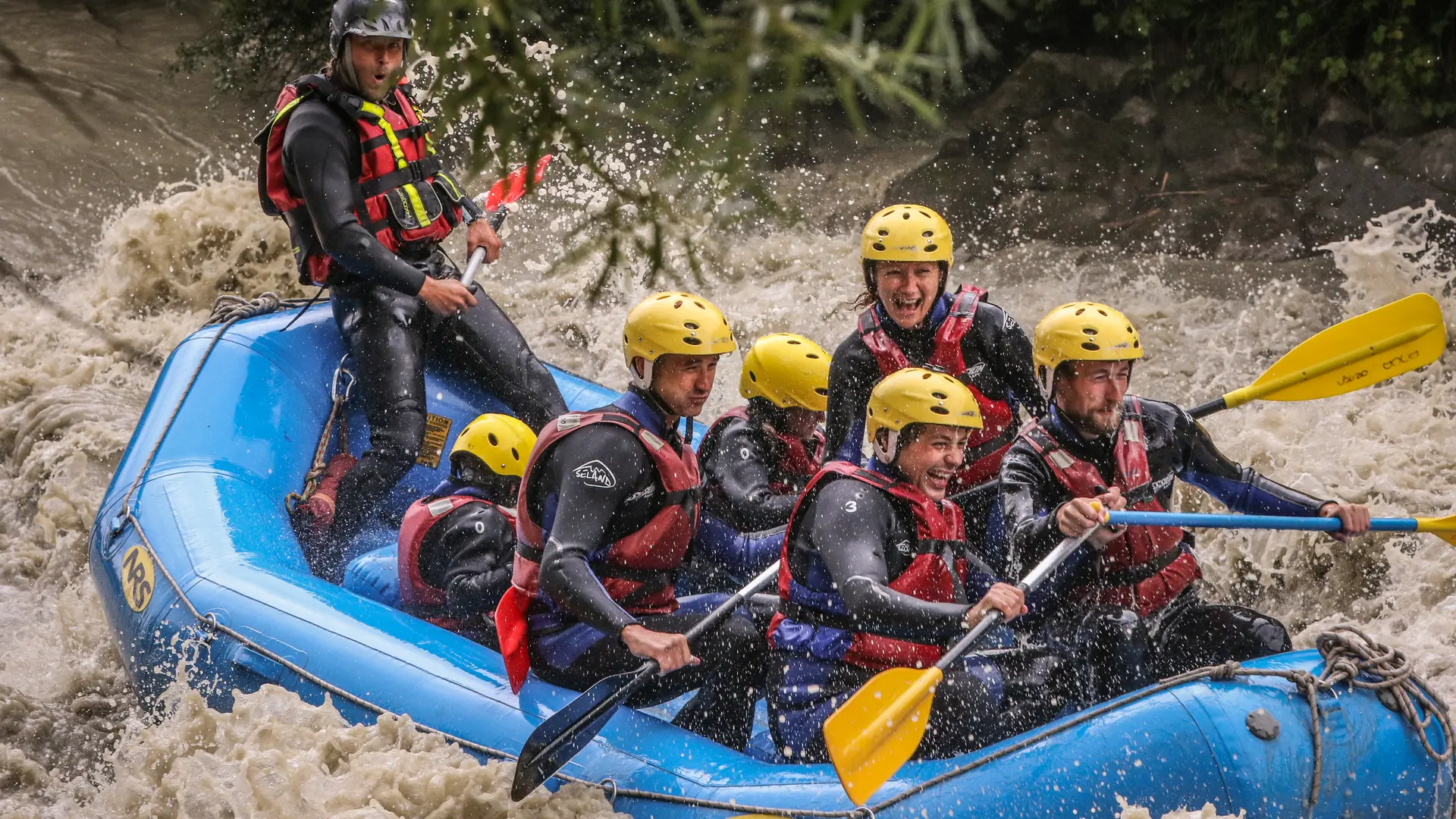 Rafting LOISIRS-Chamonix - Adventures Payraud Session Raft ©