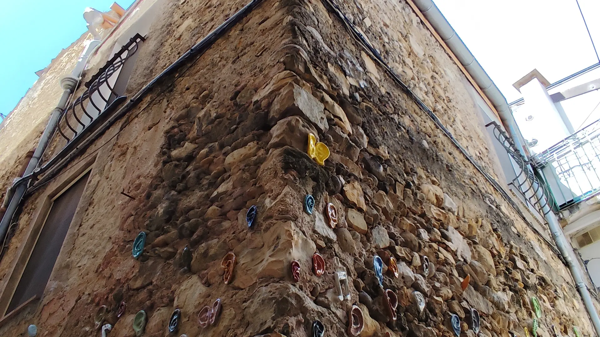 Le mur décoré