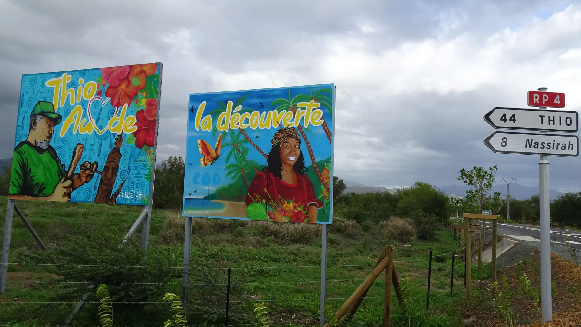 Panneaux réalisé par des jeunes déscolarisé