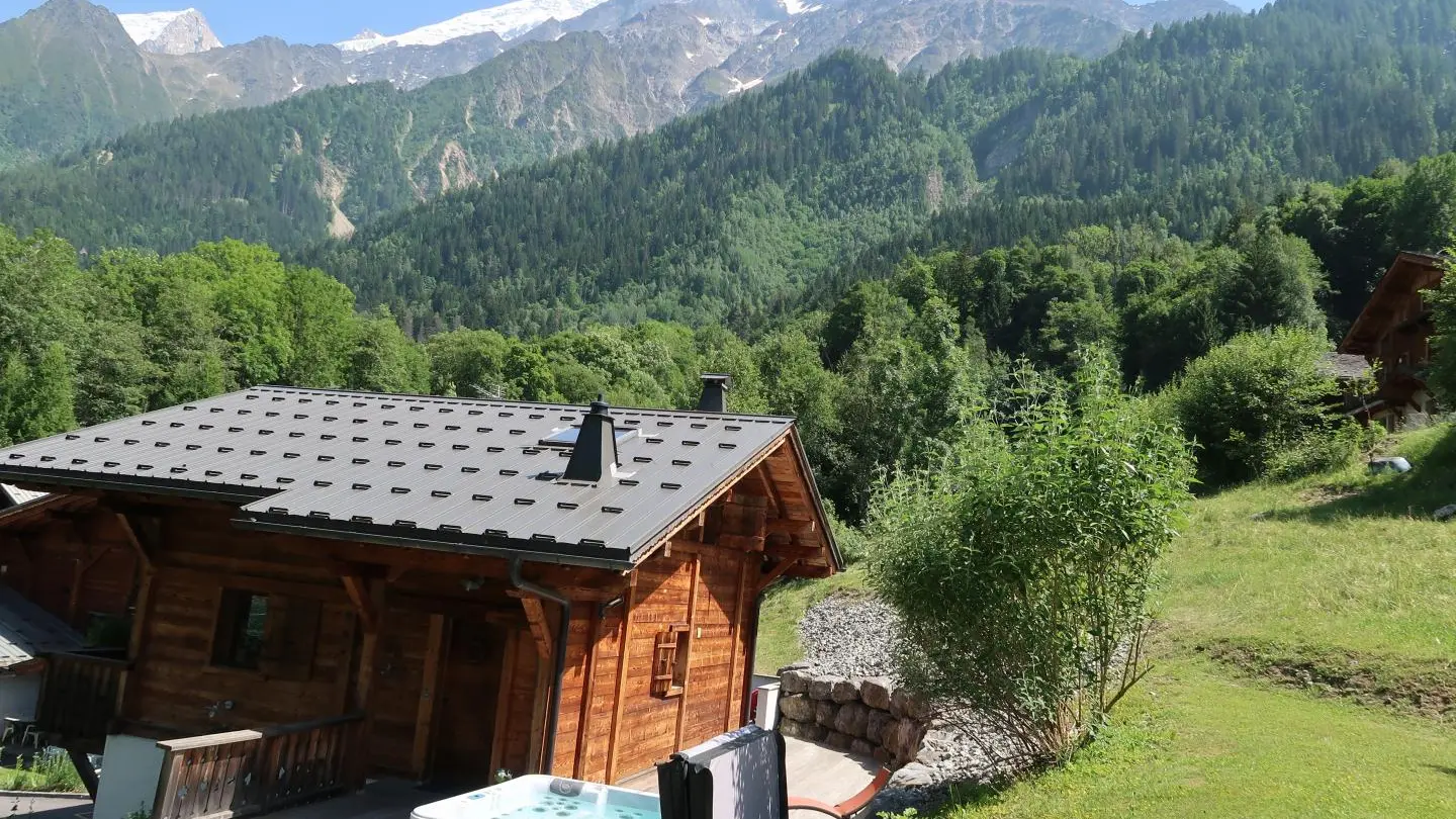 vue sur le refuge du goûter/aiguille du goûter