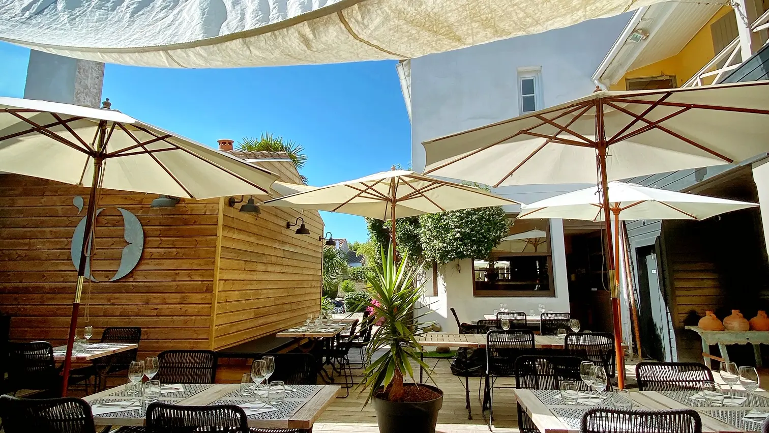 Ocean Restaurant patio