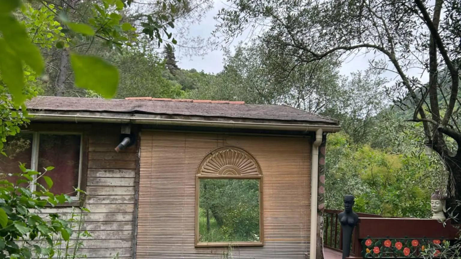 chalet