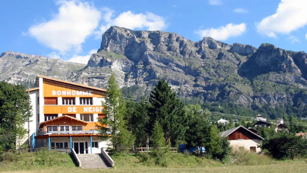 Centre de vacances Le Bonhomme de neige, vallée du Champsaur