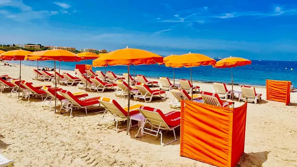 Restaurant, plage privée, bar