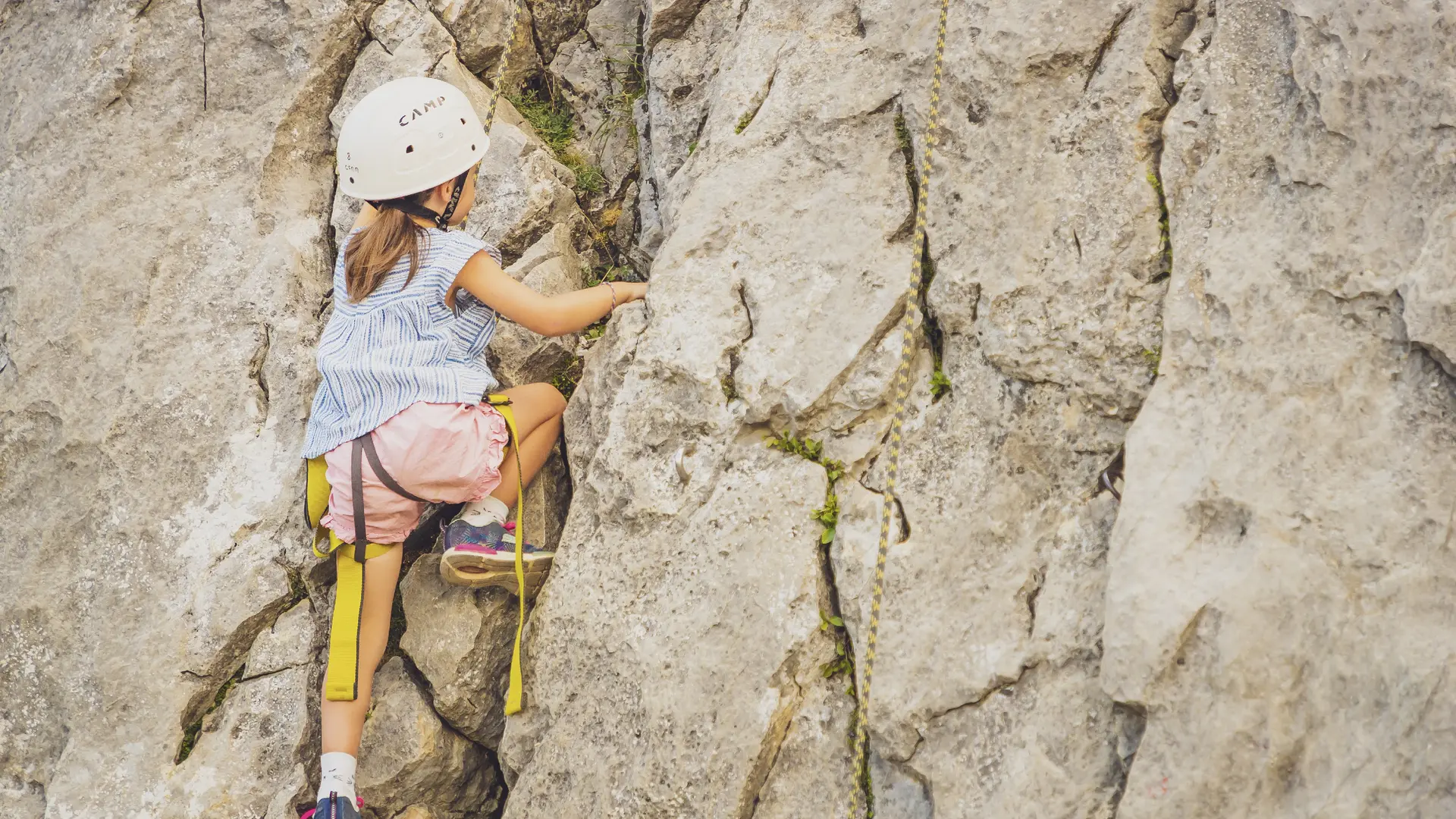 Séance d'escalade au Grand-Bornand pour les 5-7 ans