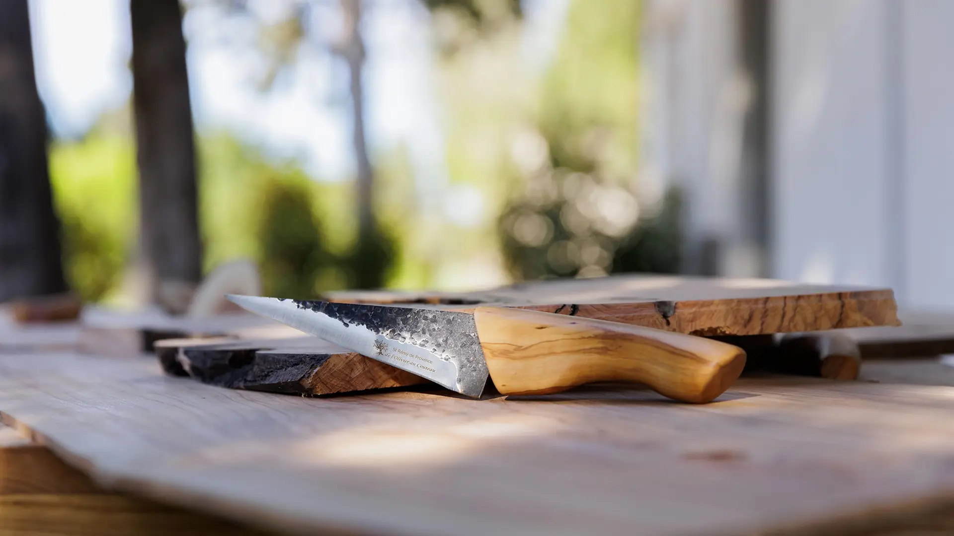 Artisanat De l'Olivier au Couteau à Saint-Rémy-de-Provence