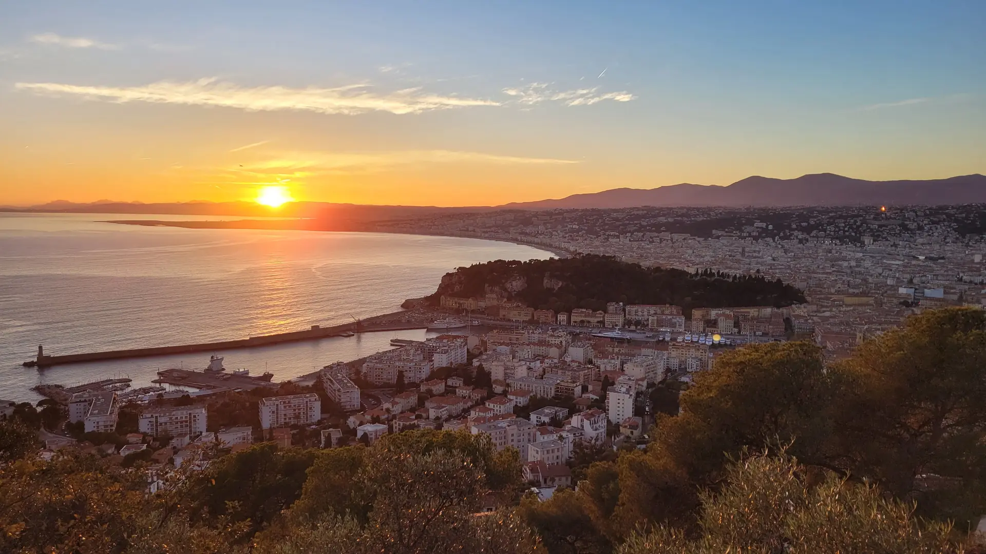Couché de soleil depuis les hauteurs de Nice