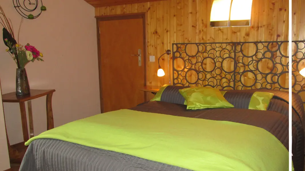 Chambre avec lit 140, lit bébé