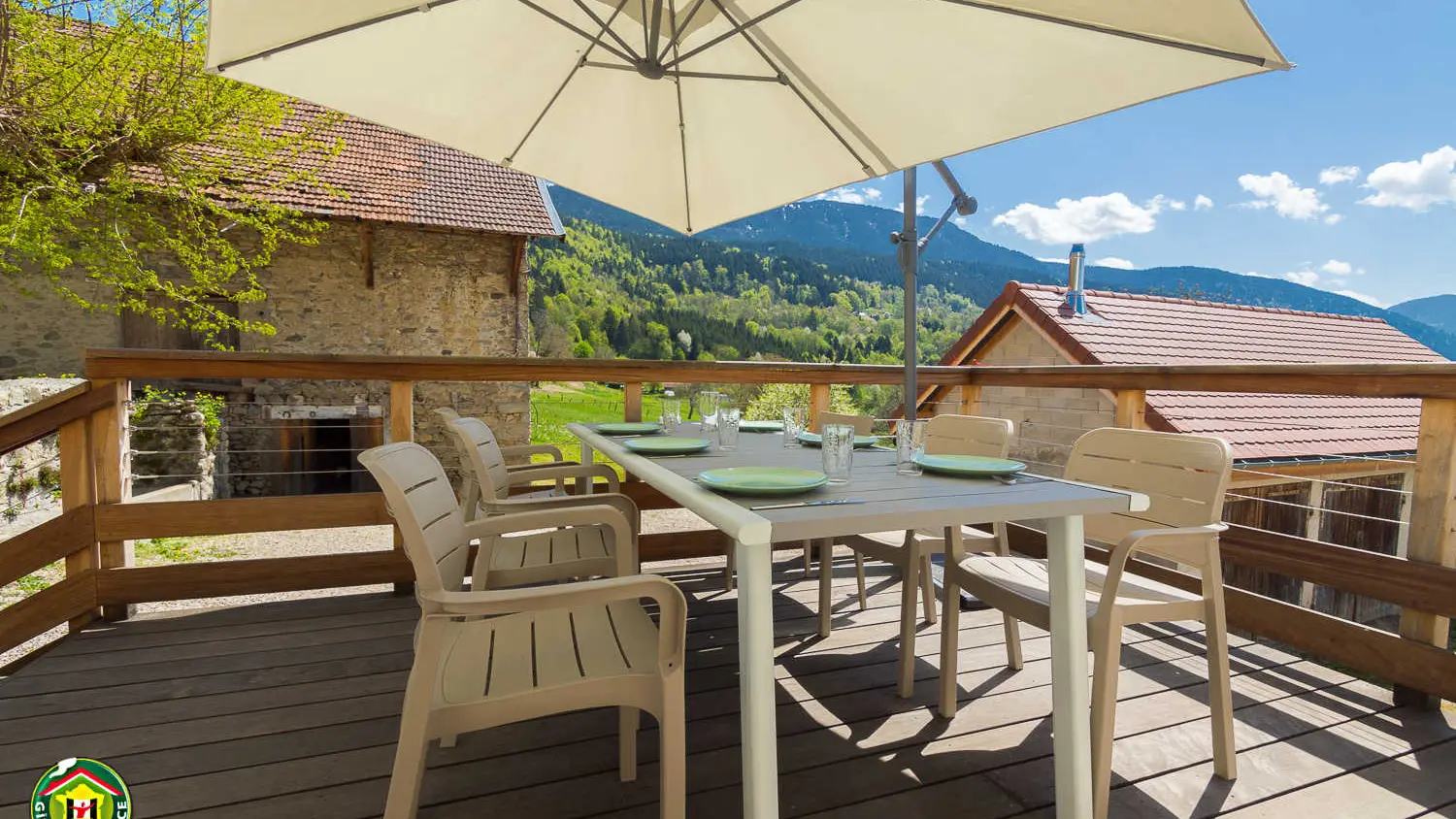 Terrasse avec barbecue