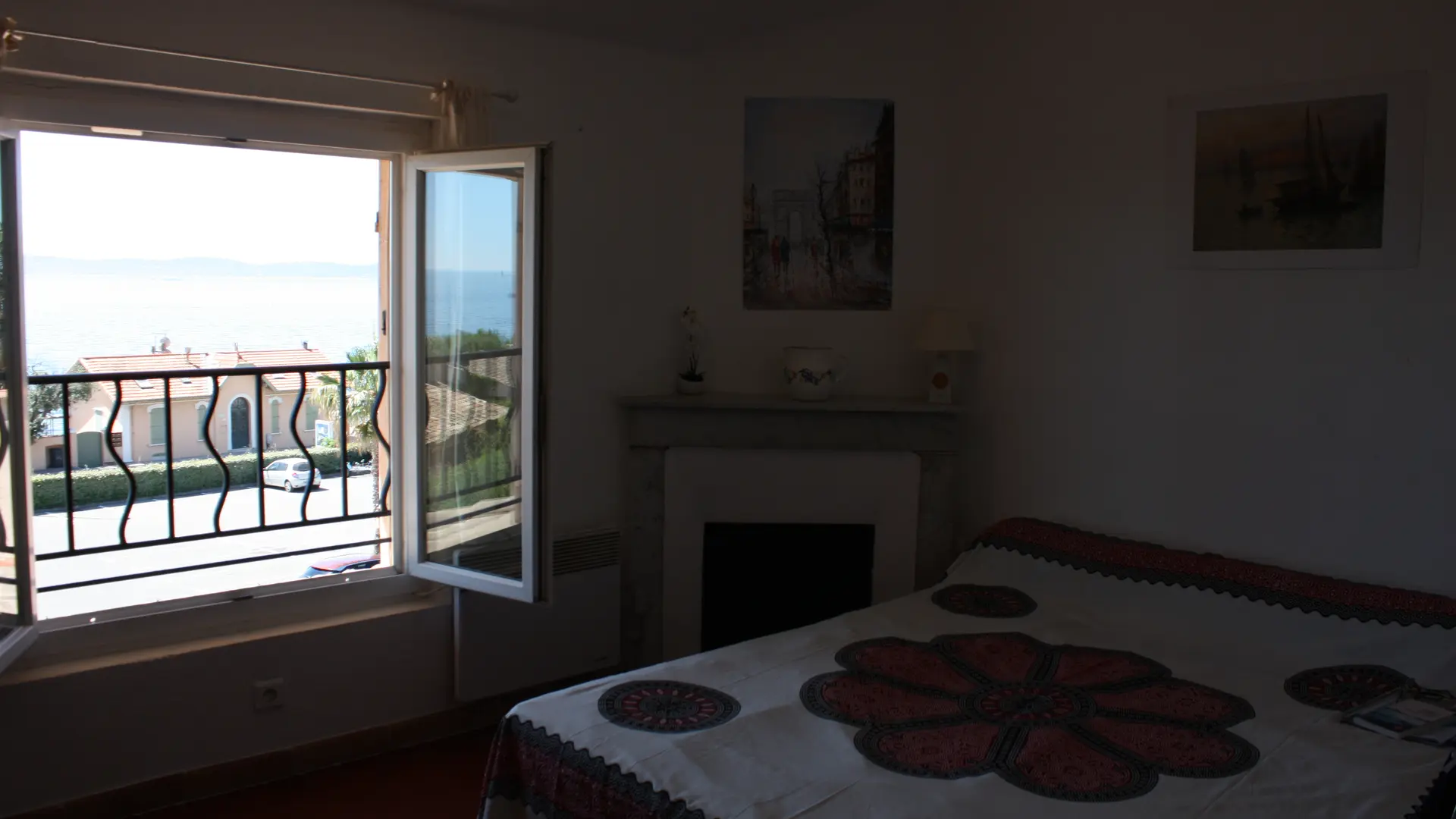 Chambre avec cheminée