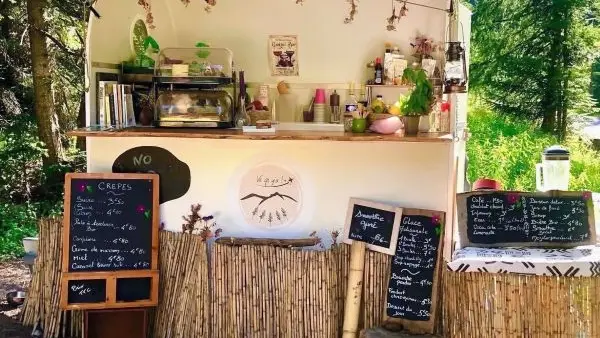 Foodtruck dans la forêt de la Cluite