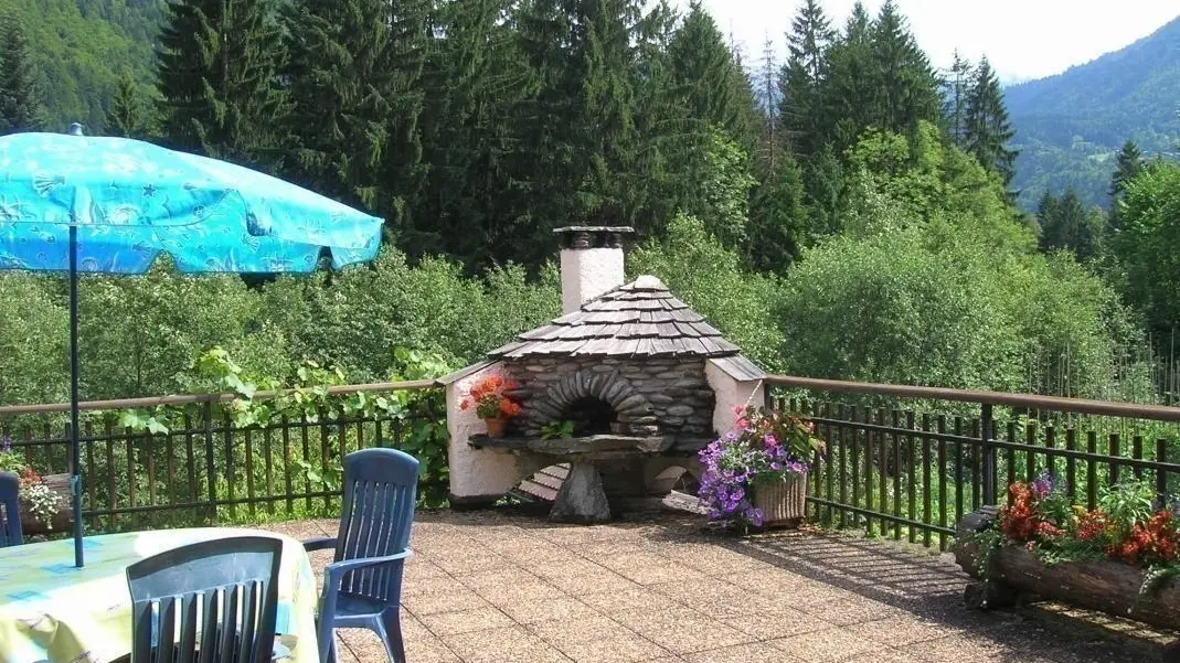 La terrasse et le BBK