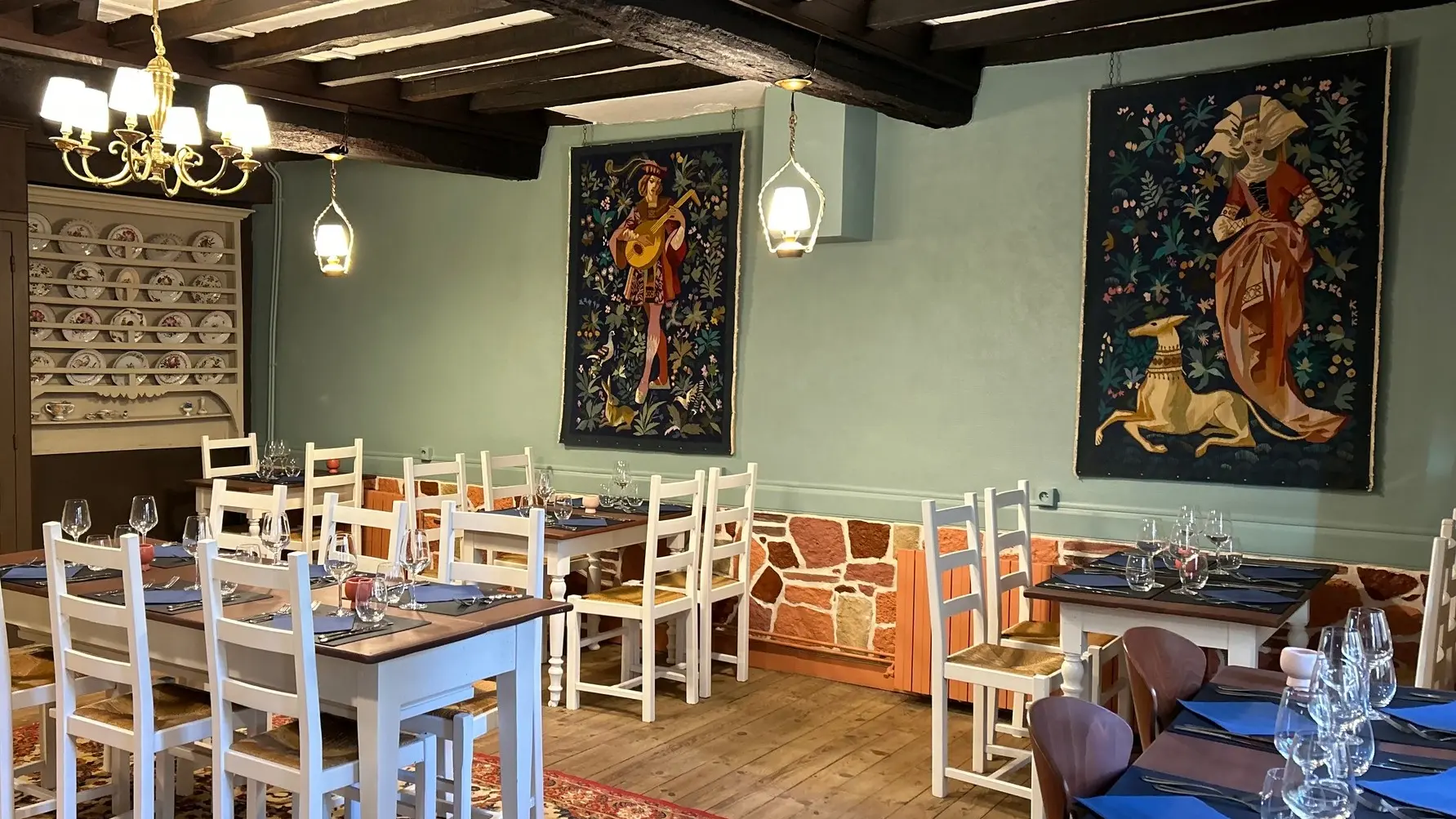 salle de restaurant de l'auberge du coq