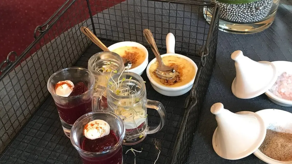 Restaurant gastronomique La Calèche - St Bonnet le Château (42380)
