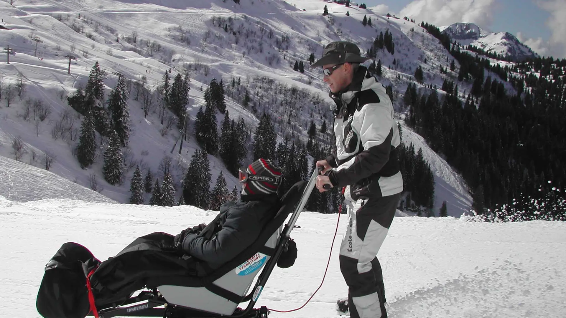 Profiter du panorama en taxi ski
