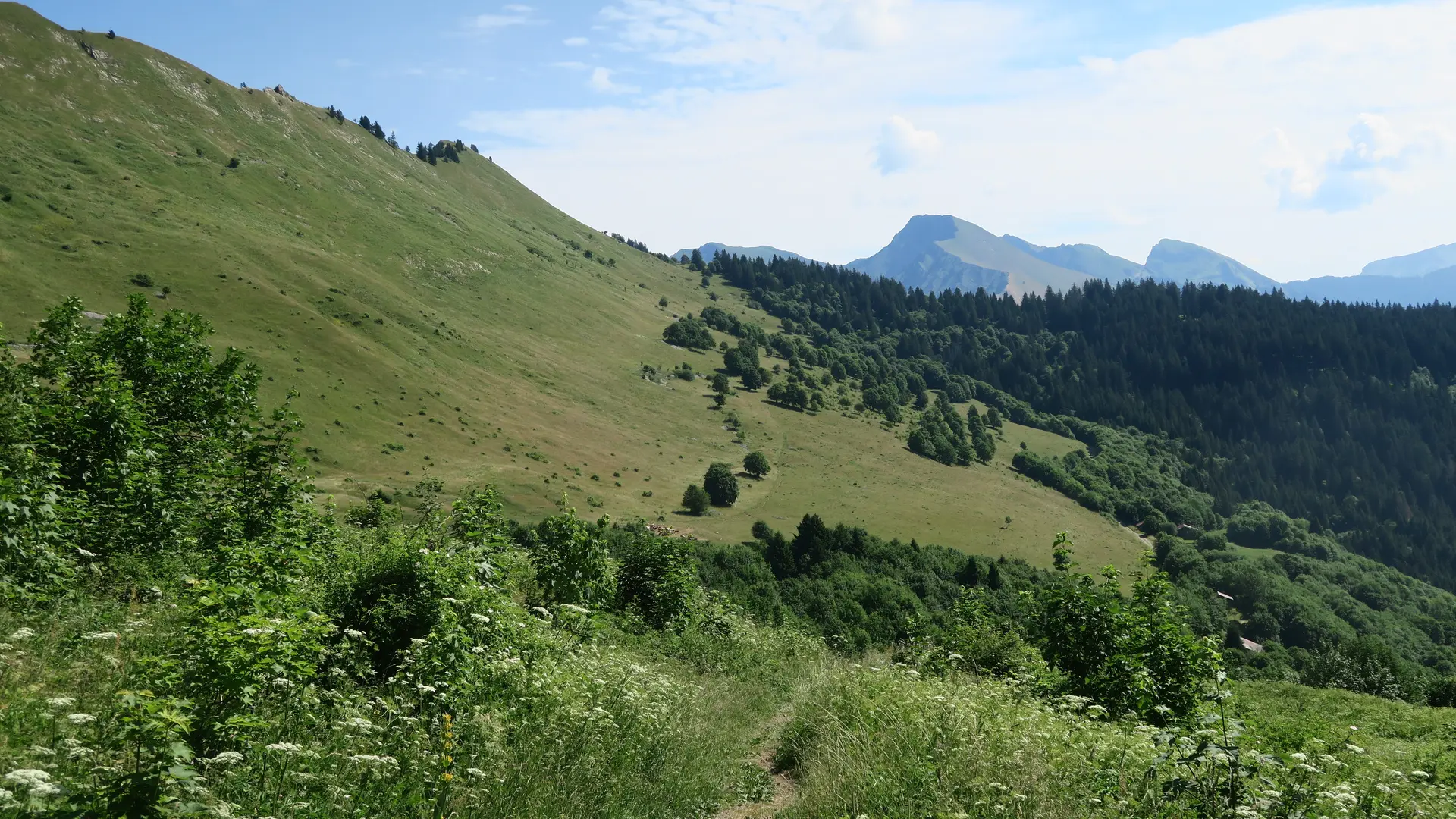 Tour du Char des Quais