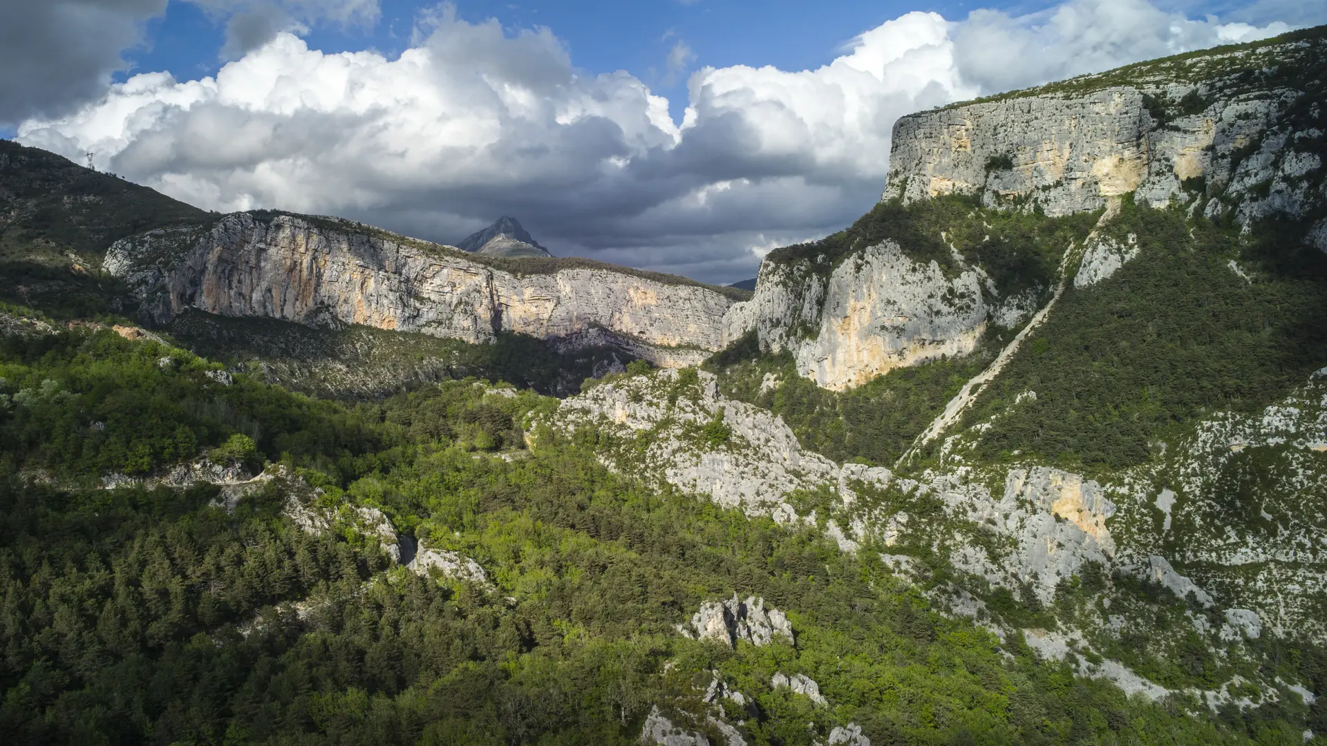 Boucle cyclotouristique corniche sublime