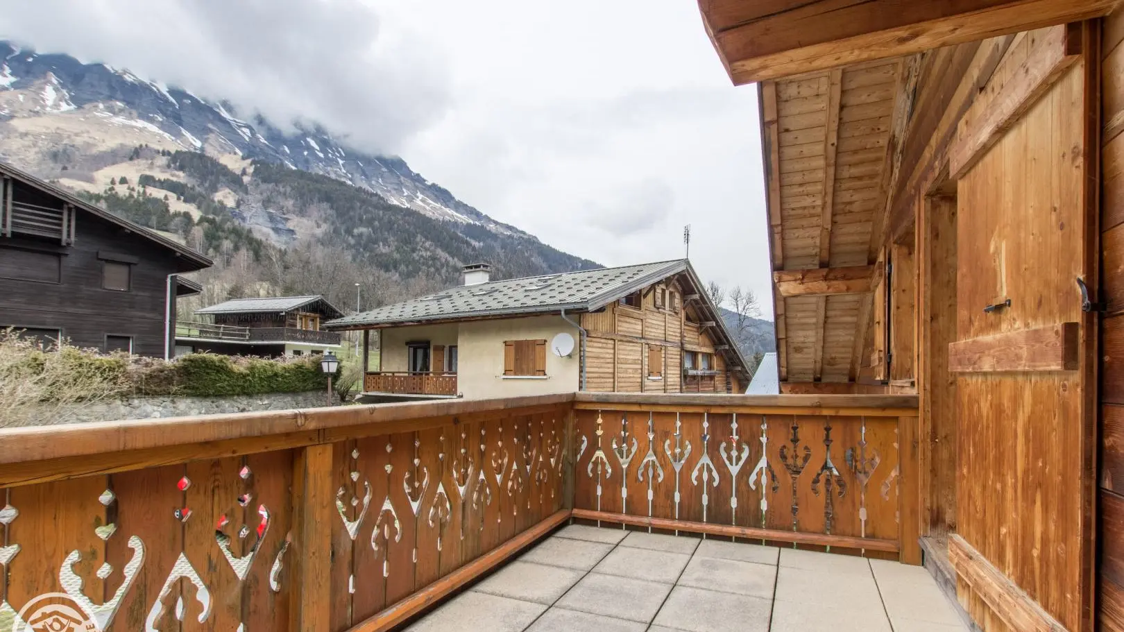 Terrasse de la grande chambre à l'étage