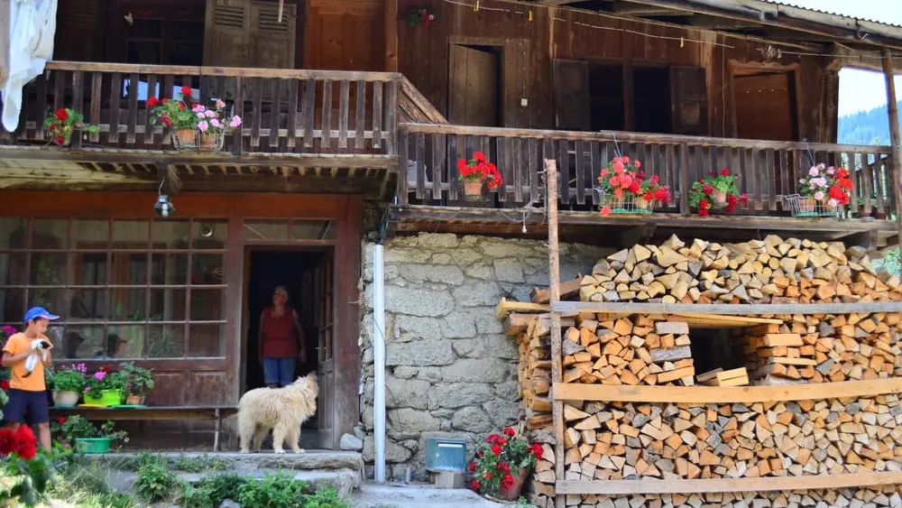 Devanture de la Ferme de l'Abérieux