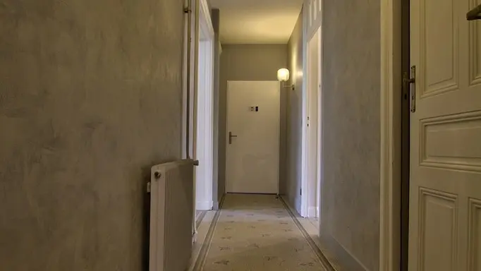 Couloir desservant les chambres