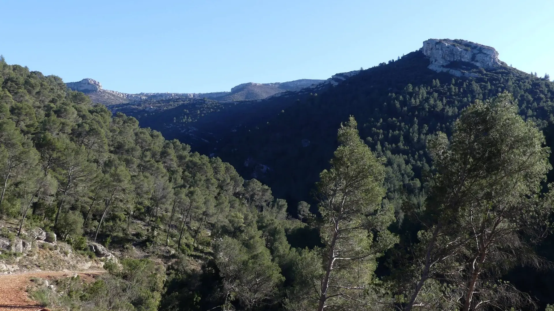 Descente vers le pont des Encanaux