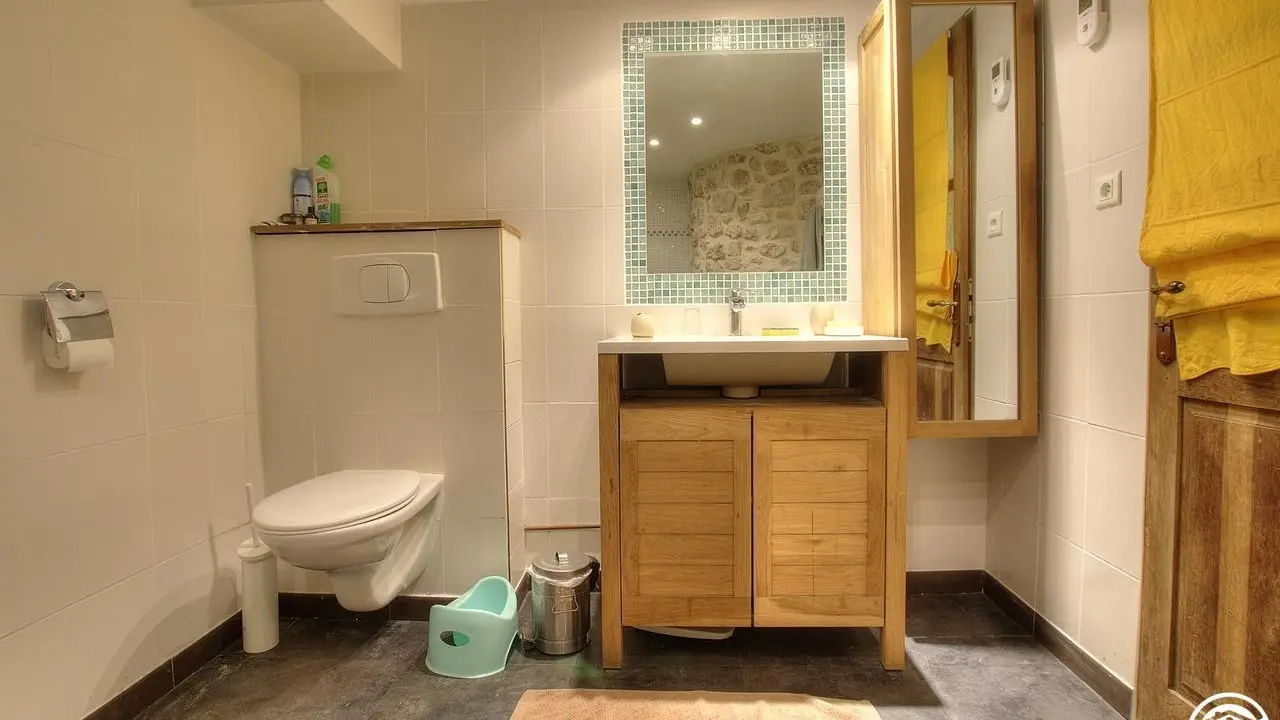 salle d'eau rez-de-chaussée