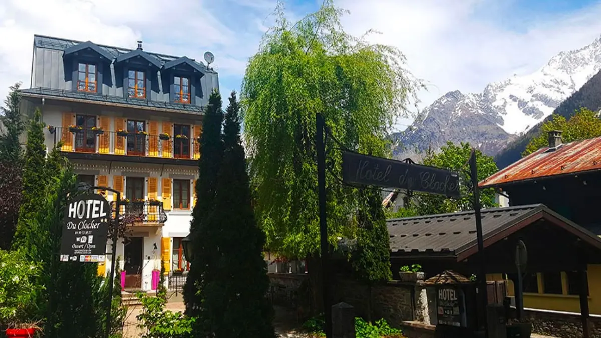 Clocher Extérieur 1