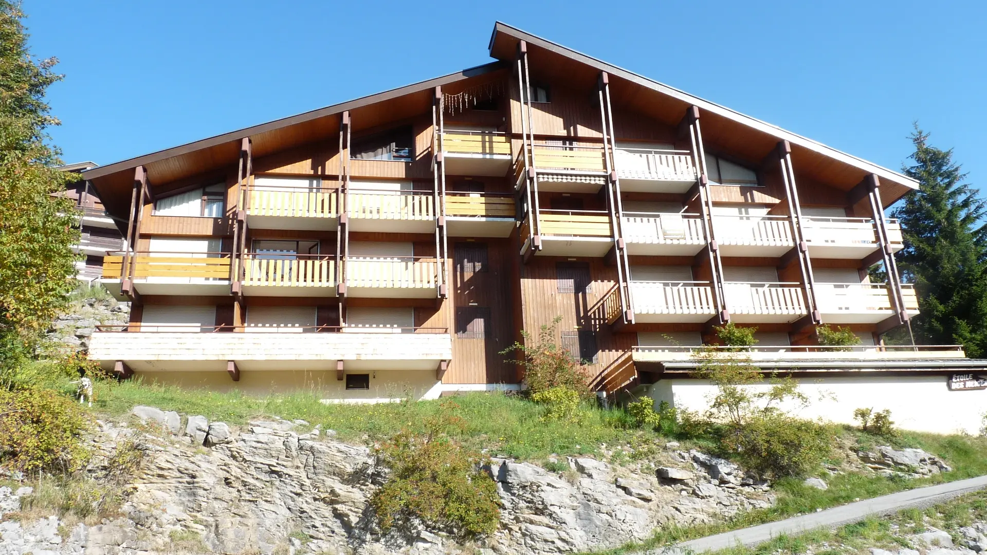 Extérieru résdence été/Outside summer residence-Etoile des Neiges-Le Grand-Bornand