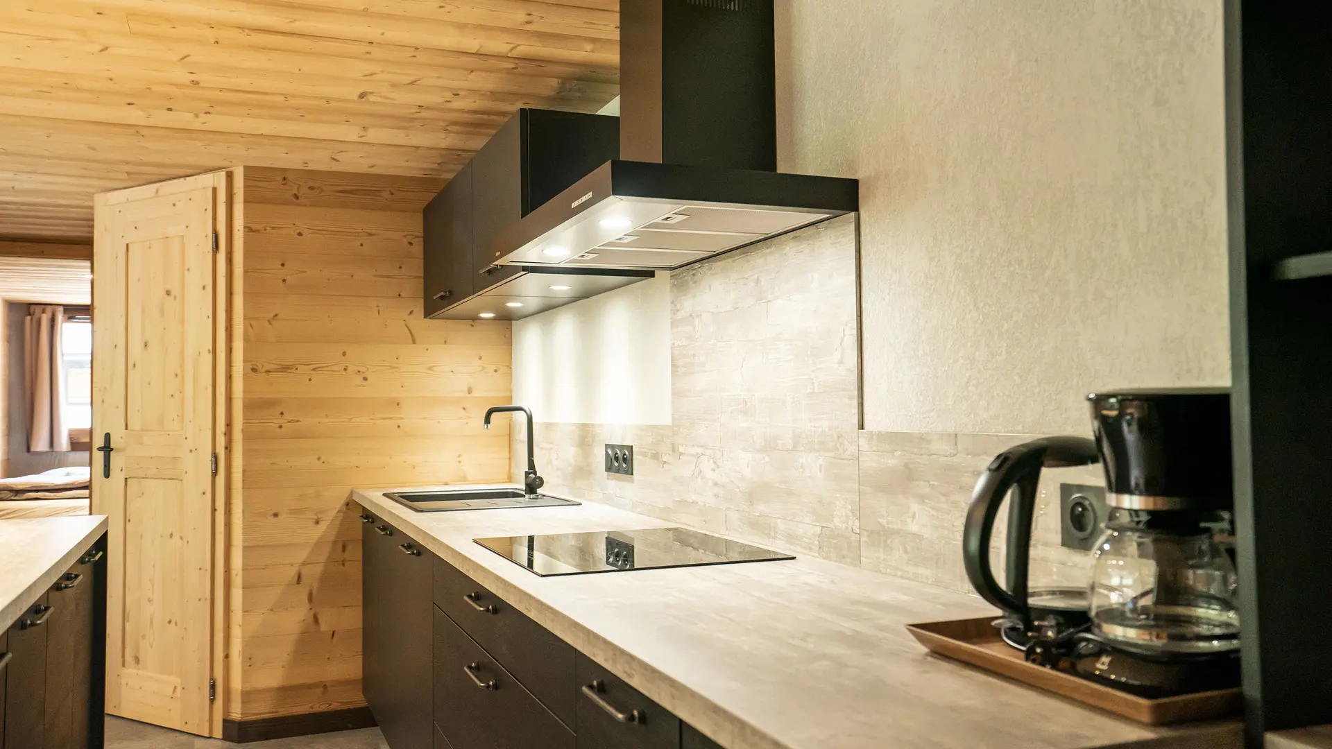 Cuisine équipée - Chalet les Cerfs_Châtel