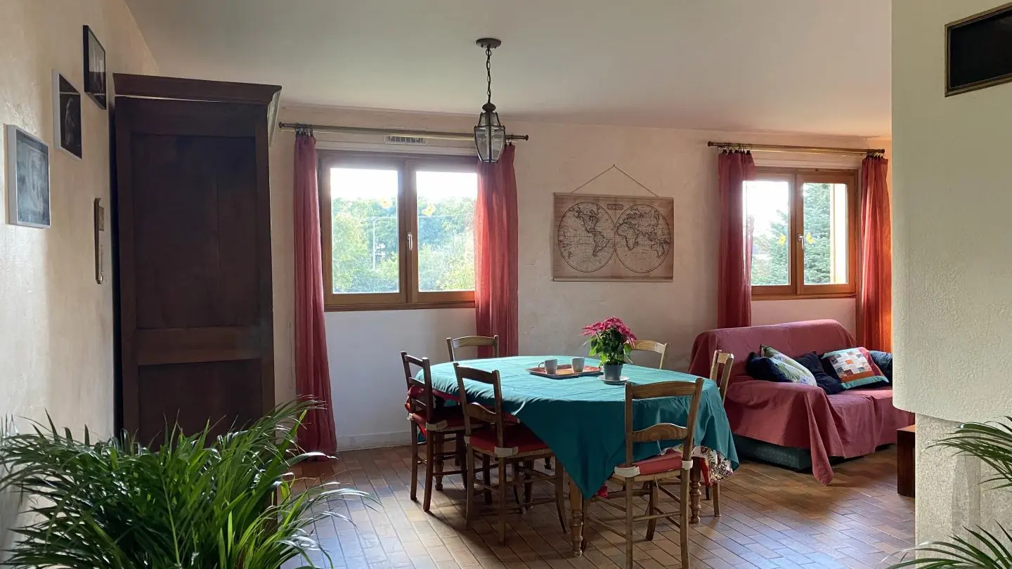 Gîte La Maison de la Forge à LE VERNET dans l'Allier en Auvergne
