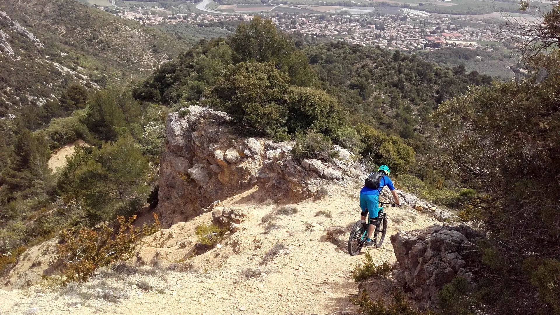 Tour des Collines de Manosque en VTT