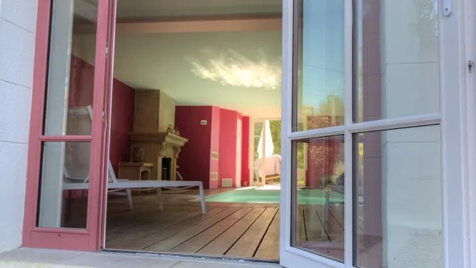 Un accès piscine par l'extérieur