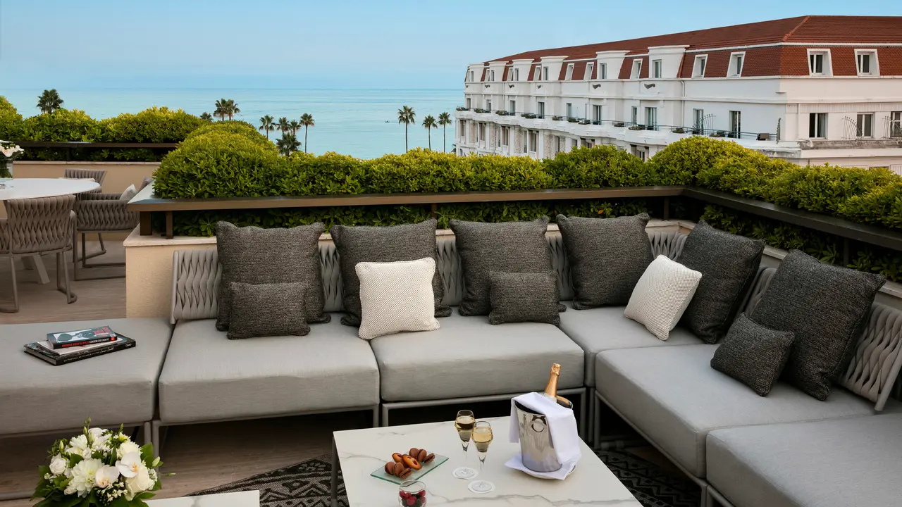 Hôtel Barrière Le Gray d'Albion Cannes