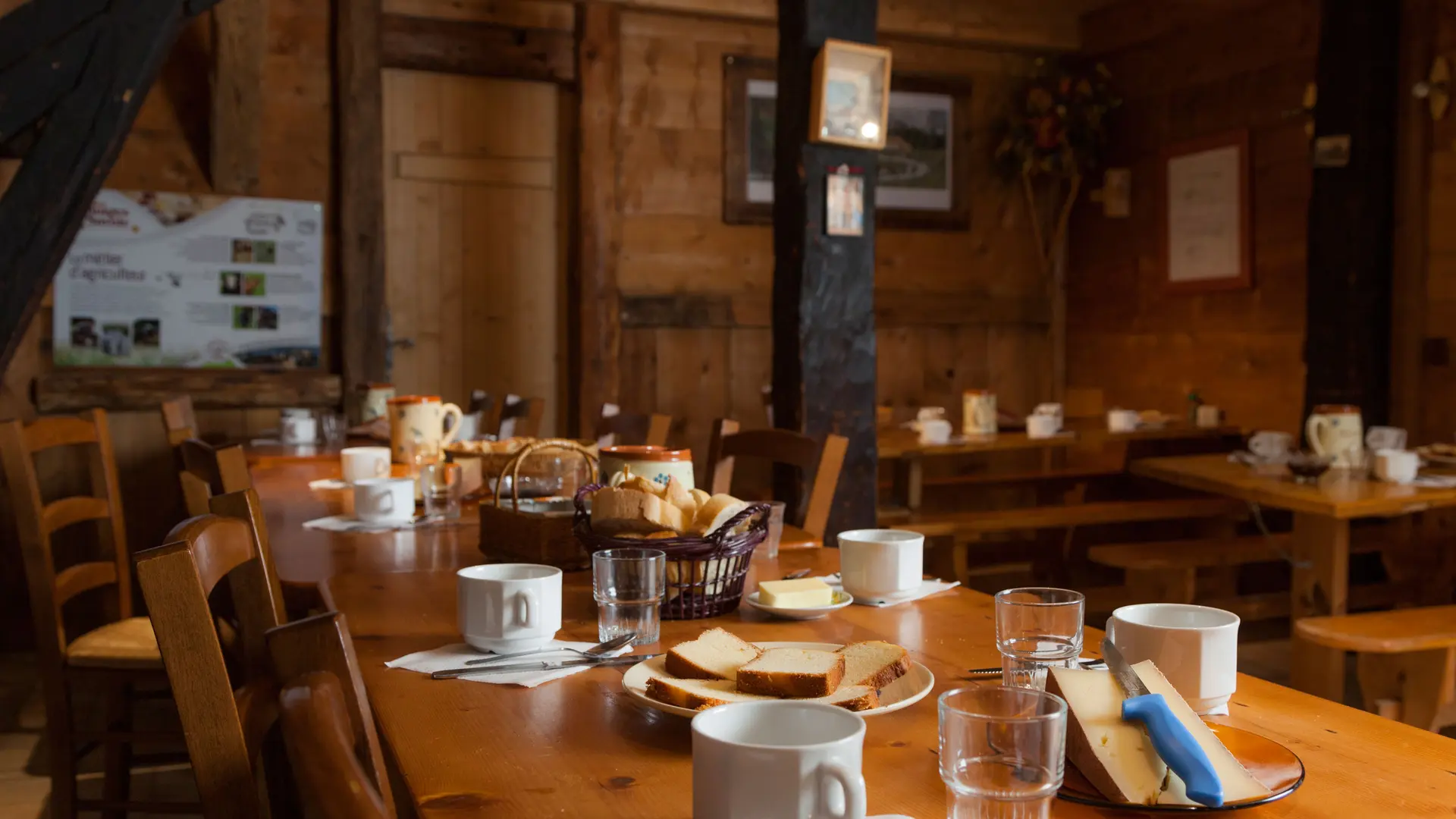 Goûter à l'alpage de Barbossine