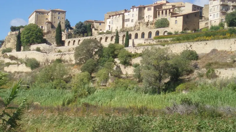 Blandine Mehaye - Lauris; Luberon